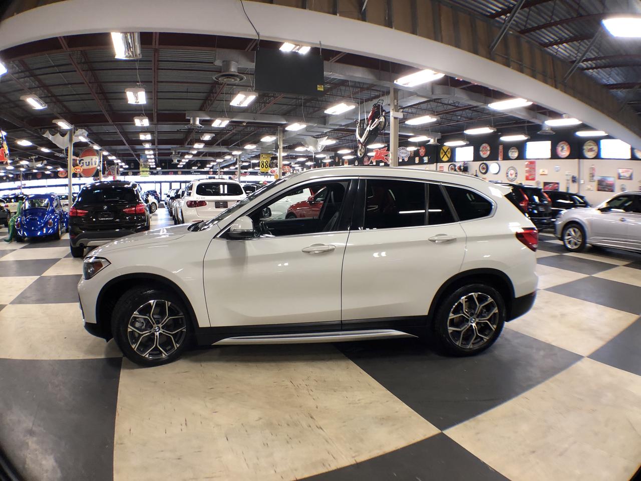 2020 BMW X1 XDRIVE LEATHER PAN/ROOF NAV B/SPOT L/ASSIST CAMERA Photo