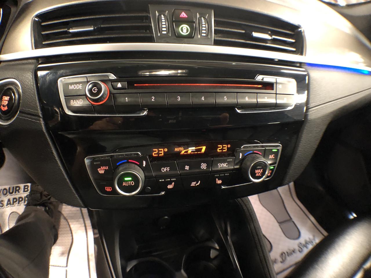 2020 BMW X1 XDRIVE LEATHER PAN/ROOF NAV B/SPOT L/ASSIST CAMERA Photo