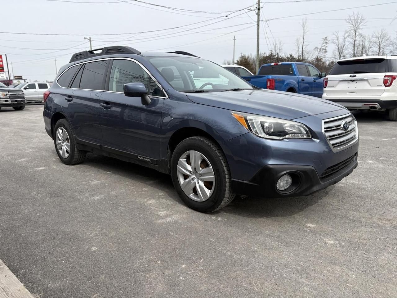 2015 Subaru Outback  Photo