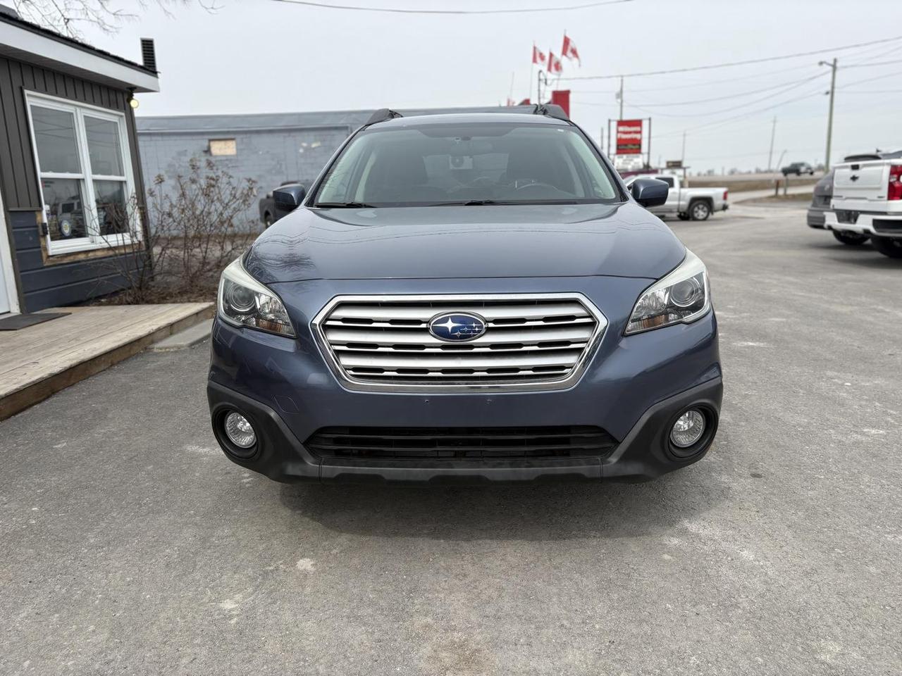 2015 Subaru Outback  Photo