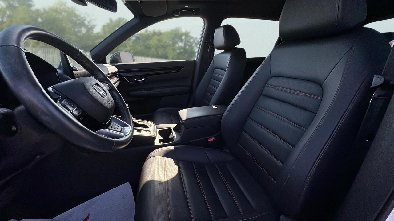 2024 Honda CR-V Hybrid Touring AWD Photo
