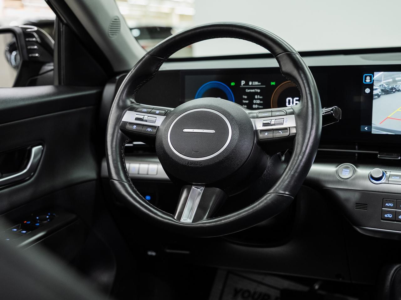 2024 Hyundai KONA PREFERRED AWD | Trend-Pkg | Leather | Pano roof
