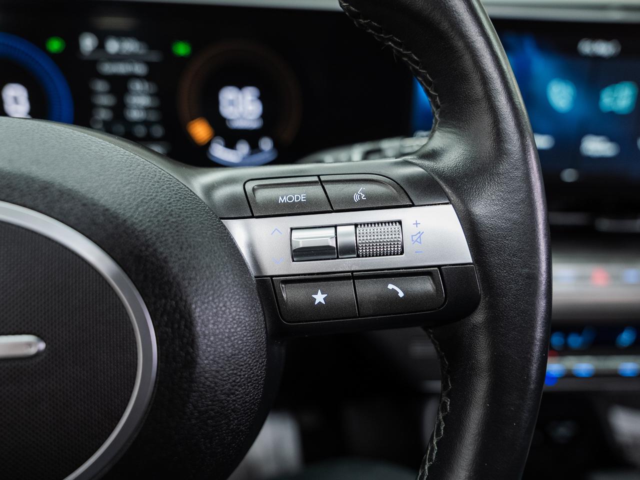 2024 Hyundai KONA PREFERRED AWD | Trend-Pkg | Leather | Pano roof