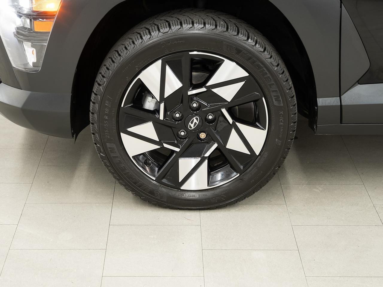 2024 Hyundai KONA PREFERRED AWD | Trend-Pkg | Leather | Pano roof