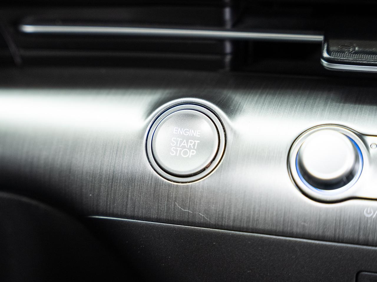 2024 Hyundai KONA PREFERRED AWD | Trend-Pkg | Leather | Pano roof
