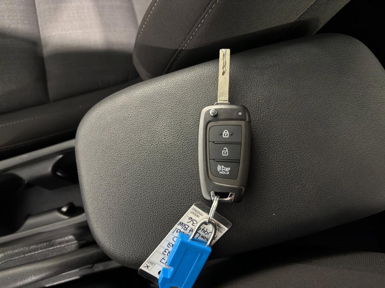 2023 Hyundai KONA Essential | Reverse Cam | Heated Seats Photo
