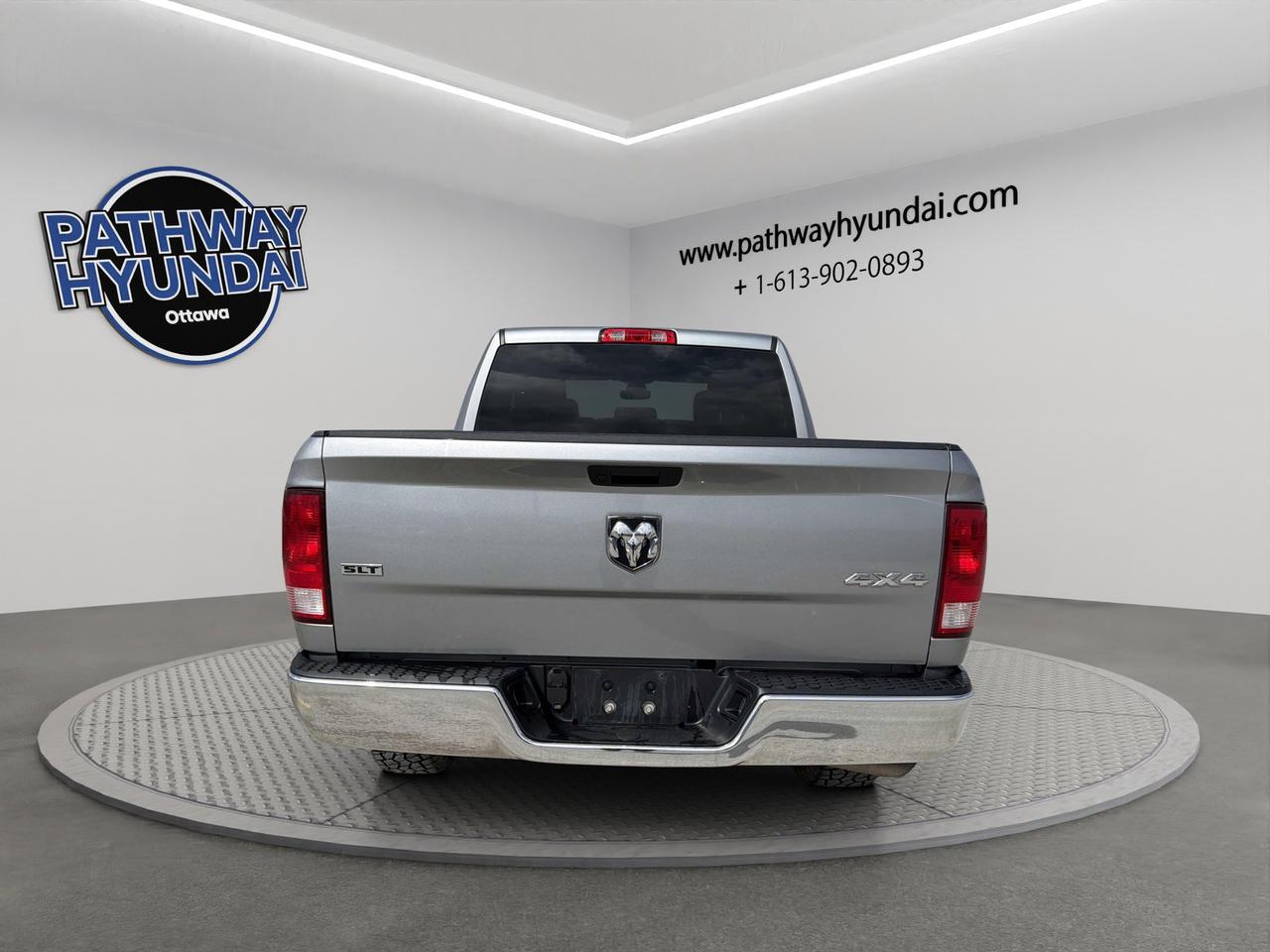 2023 RAM 1500 Classic SLT Photo3