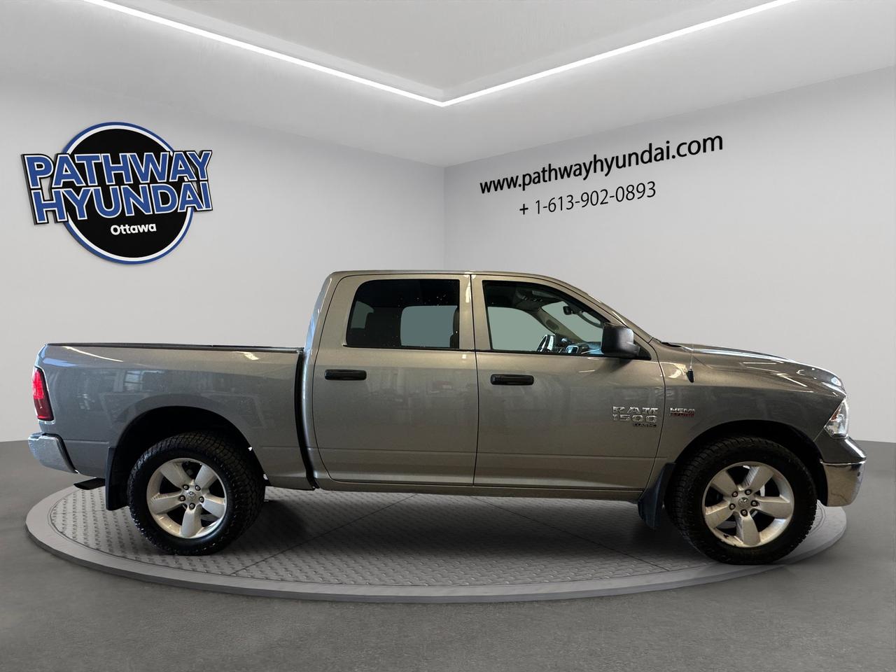 2023 RAM 1500 Classic SLT | Reverse Cam Photo