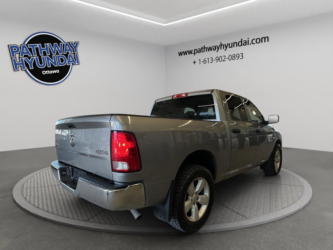 2023 RAM 1500 Classic SLT | Reverse Cam Photo