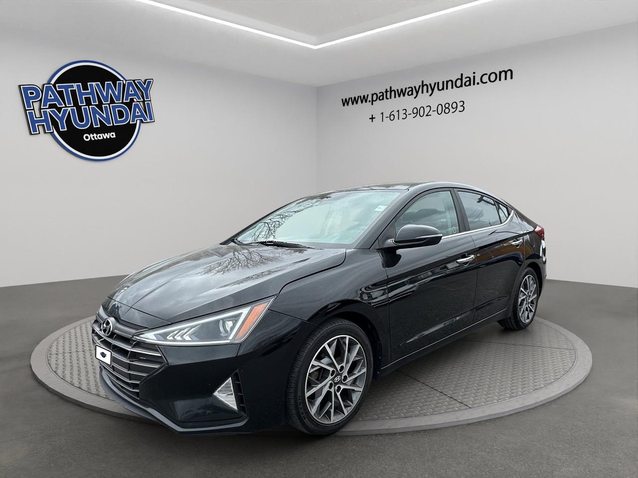 2019 Hyundai Elantra Luxury | Reverse Cam | Heated Seats Photo