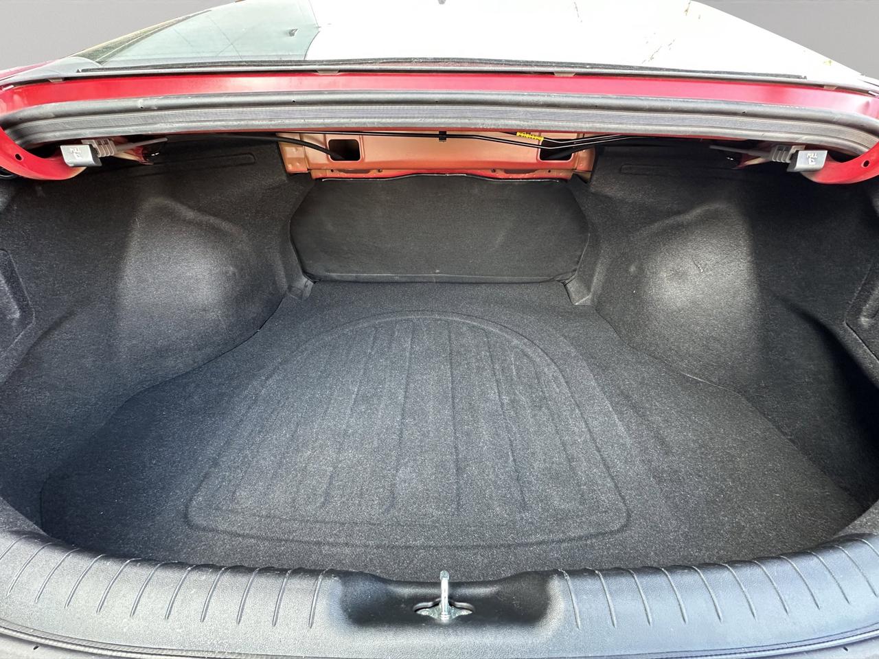 2022 Hyundai Elantra Preferred | Reverse Cam | Heated Seats Photo