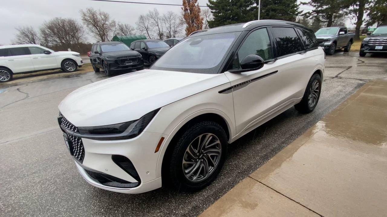 2024 Lincoln Nautilus RESERVE Photo