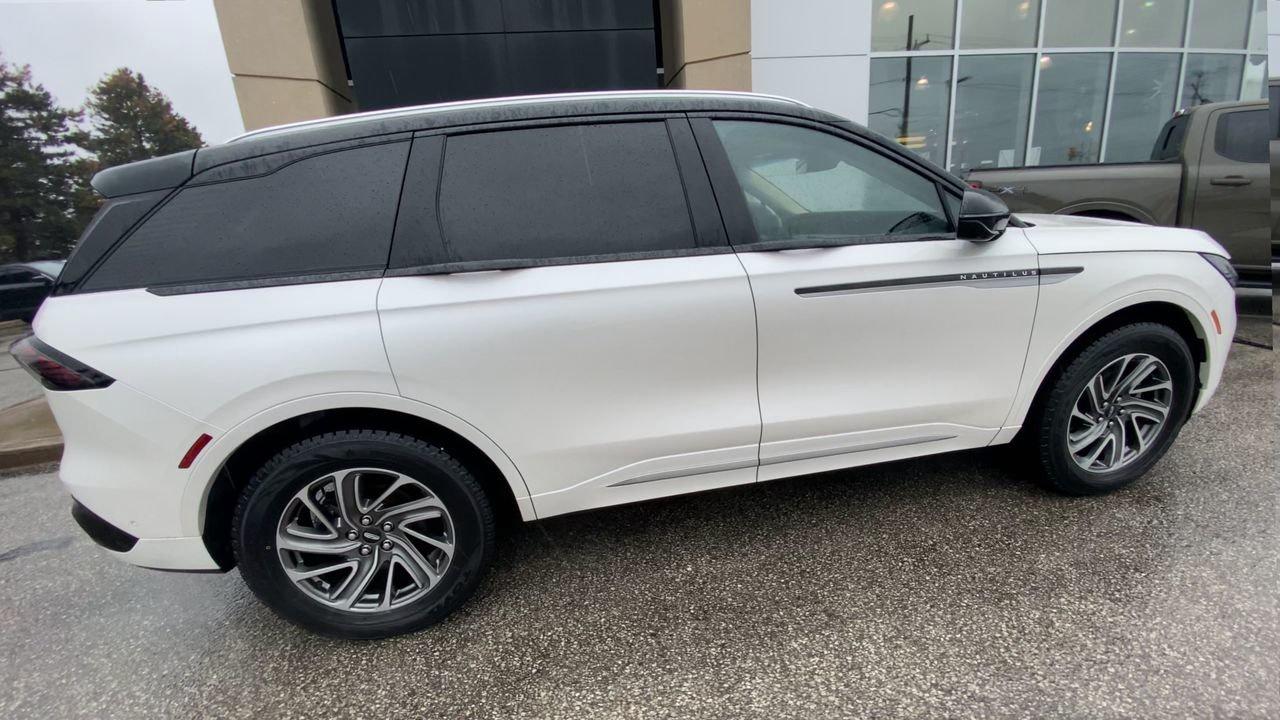 2024 Lincoln Nautilus RESERVE Photo