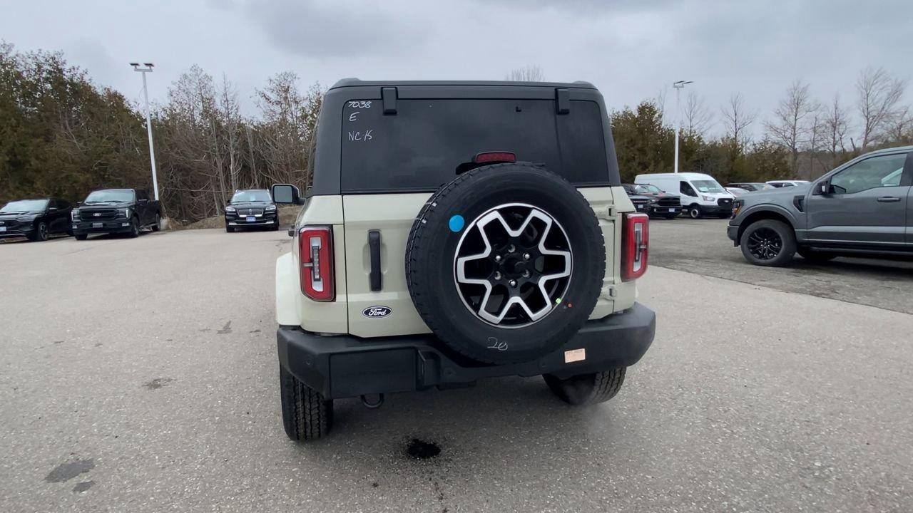 2026 Ford Bronco Outer Banks Photo