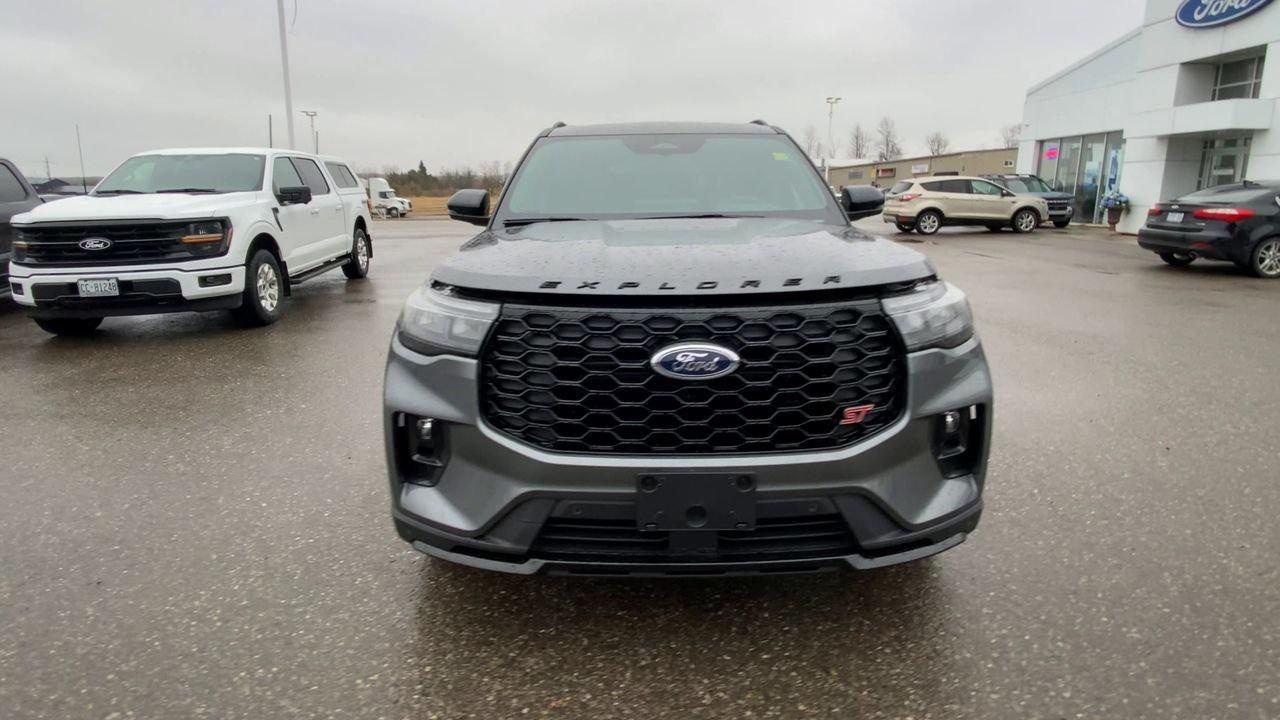 2026 Ford Explorer ST Photo