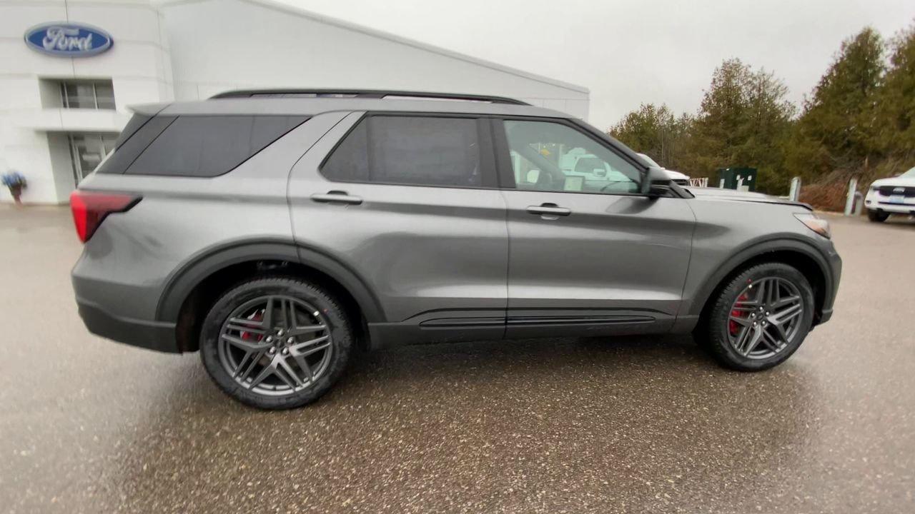 2026 Ford Explorer ST Photo