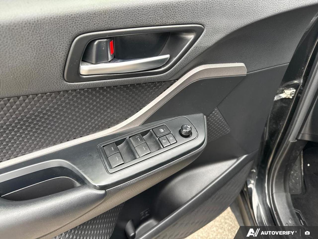 2021 Toyota C-HR LE BACKUP CAM   KEYLESS ENTRY   LANE ASSIST   POWE Photo