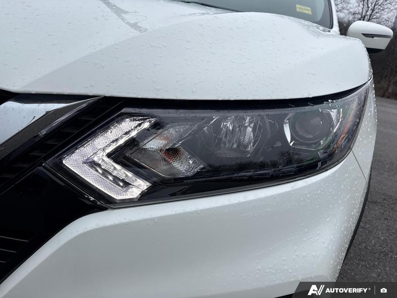 2023 Nissan Qashqai S BACKUP CAM   HEATED SEATS   LANE ASSIST   SIRIUS Photo