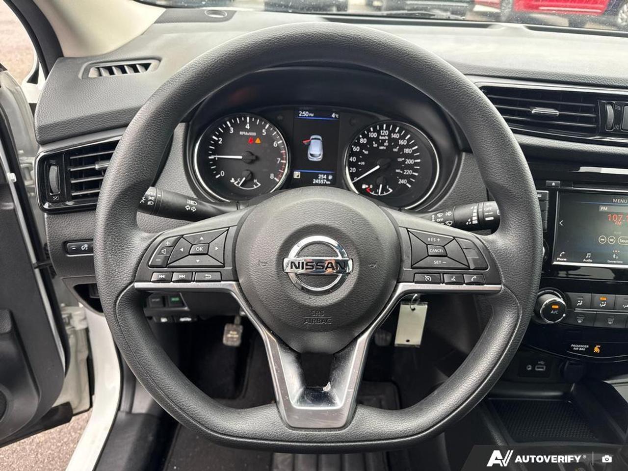 2023 Nissan Qashqai S BACKUP CAM   HEATED SEATS   LANE ASSIST   SIRIUS Photo