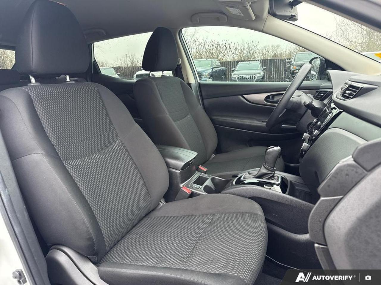 2023 Nissan Qashqai S BACKUP CAM   HEATED SEATS   LANE ASSIST   SIRIUS Photo
