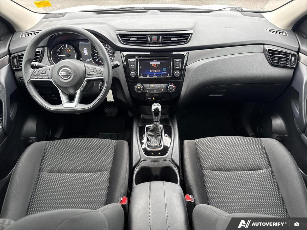 2023 Nissan Qashqai S BACKUP CAM   HEATED SEATS   LANE ASSIST   SIRIUS Photo
