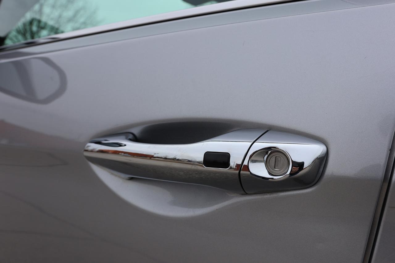 2019 Hyundai Santa Fe XL LUXURY-AWD-6PASS/ADAPT CRUISE/PANOROOF/H SEATS & S Photo