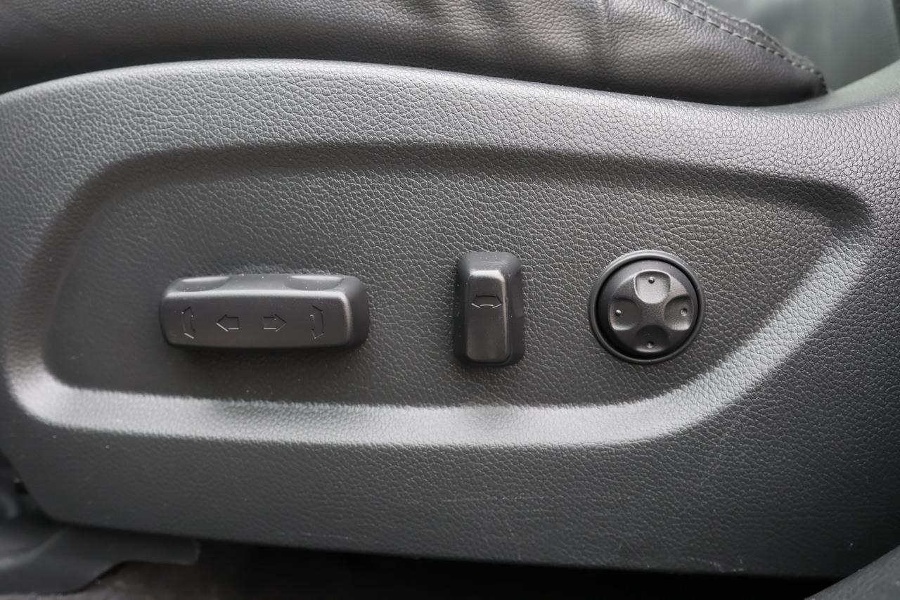 2019 Hyundai Santa Fe XL LUXURY-AWD-6PASS/ADAPT CRUISE/PANOROOF/H SEATS & S Photo