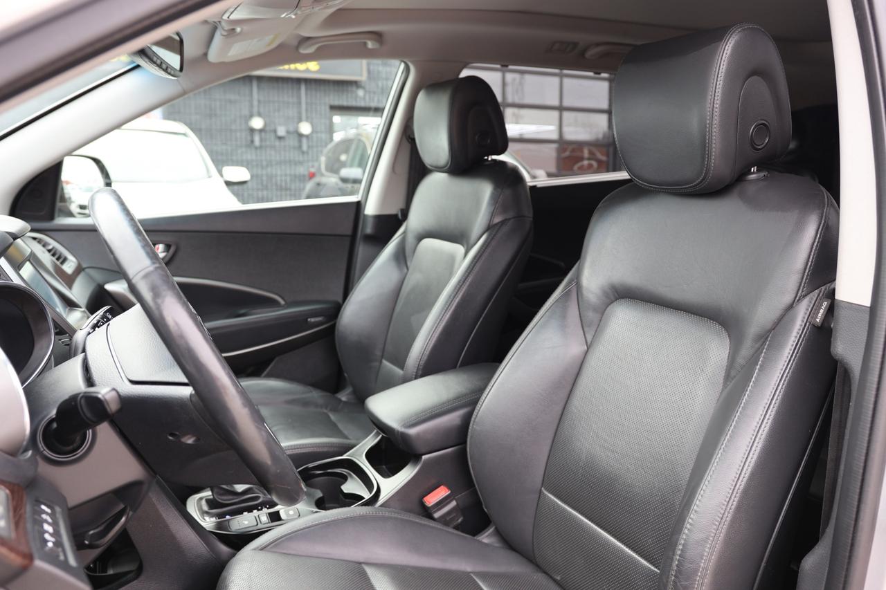 2019 Hyundai Santa Fe XL LUXURY-AWD-6PASS/ADAPT CRUISE/PANOROOF/H SEATS & S Photo