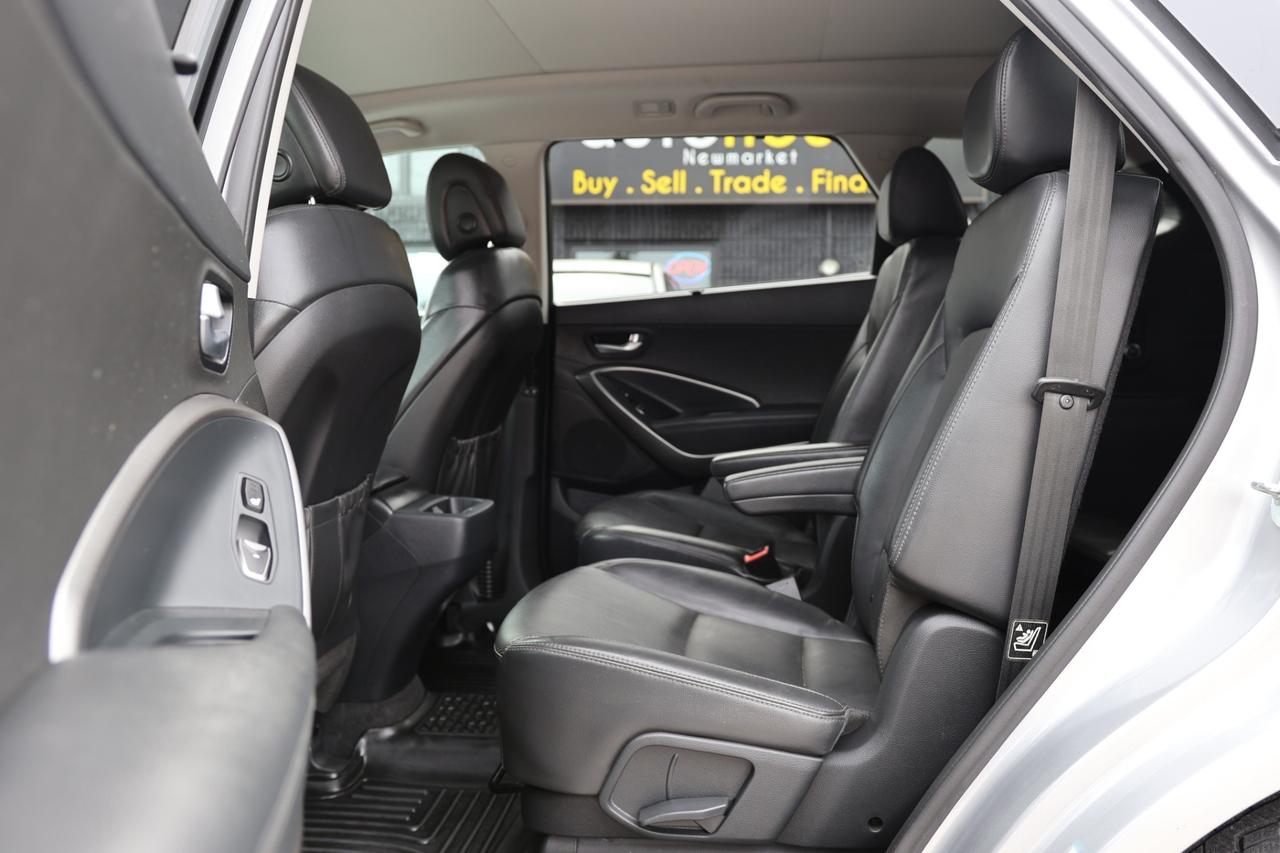 2019 Hyundai Santa Fe XL LUXURY-AWD-6PASS/ADAPT CRUISE/PANOROOF/H SEATS & S Photo