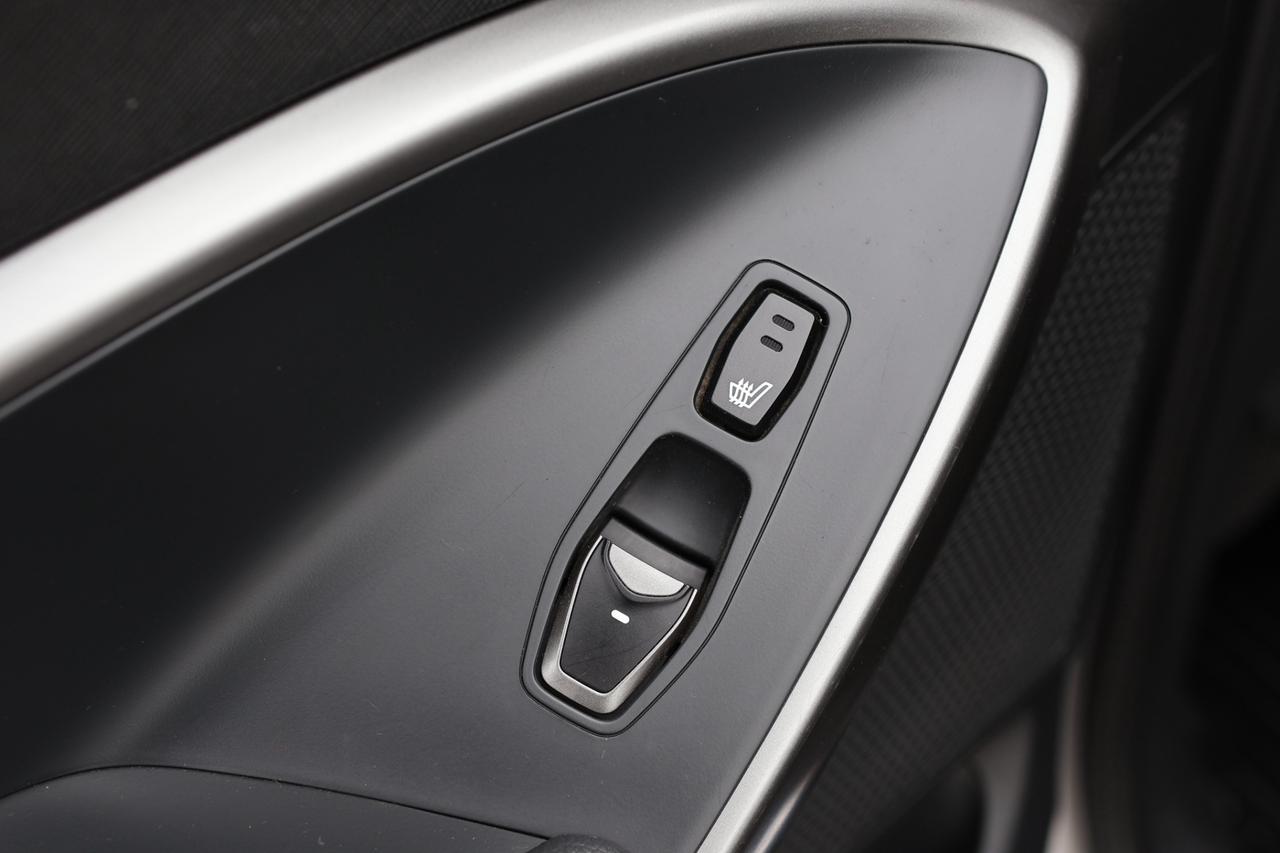 2019 Hyundai Santa Fe XL LUXURY-AWD-6PASS/ADAPT CRUISE/PANOROOF/H SEATS & S Photo