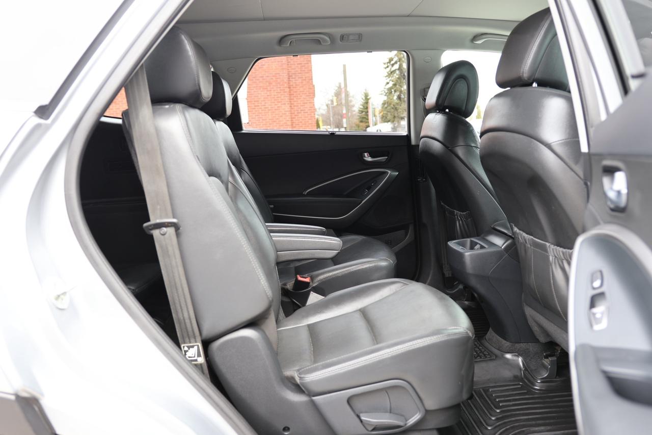 2019 Hyundai Santa Fe XL LUXURY-AWD-6PASS/ADAPT CRUISE/PANOROOF/H SEATS & S Photo