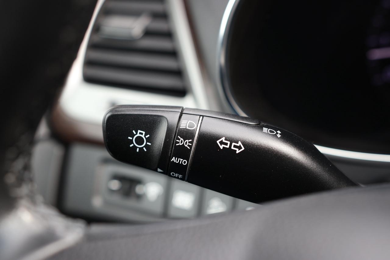 2019 Hyundai Santa Fe XL LUXURY-AWD-6PASS/ADAPT CRUISE/PANOROOF/H SEATS & S Photo