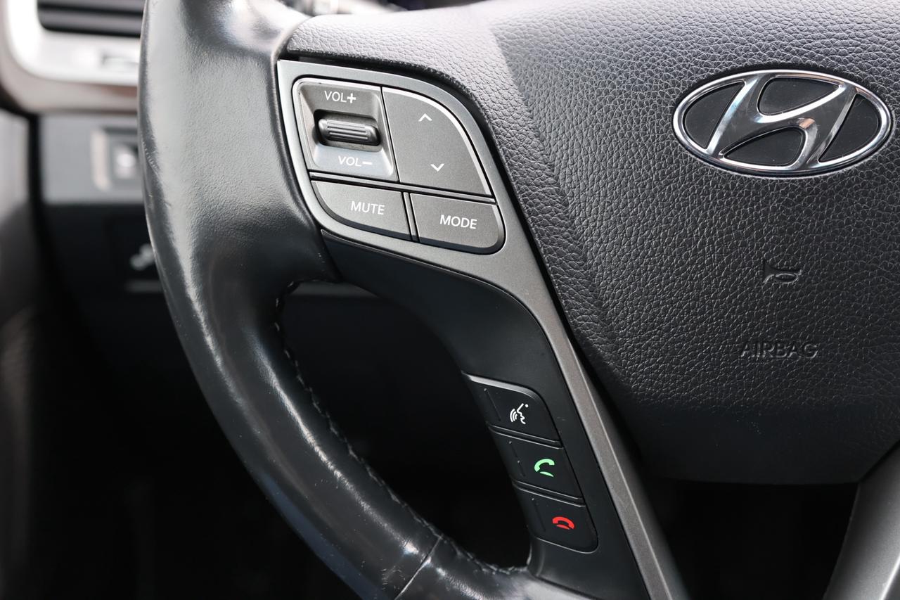 2019 Hyundai Santa Fe XL LUXURY-AWD-6PASS/ADAPT CRUISE/PANOROOF/H SEATS & S Photo