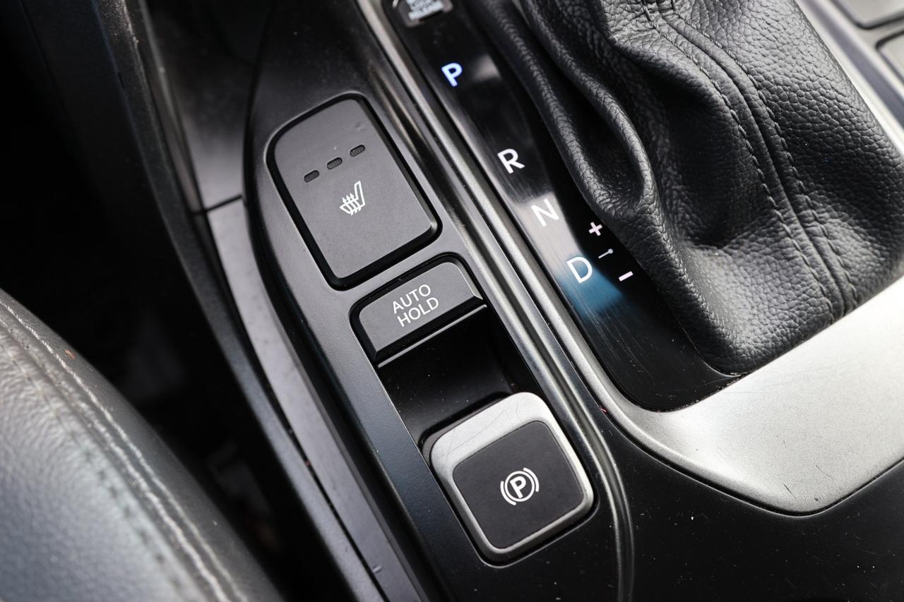 2019 Hyundai Santa Fe XL LUXURY-AWD-6PASS/ADAPT CRUISE/PANOROOF/H SEATS & S Photo