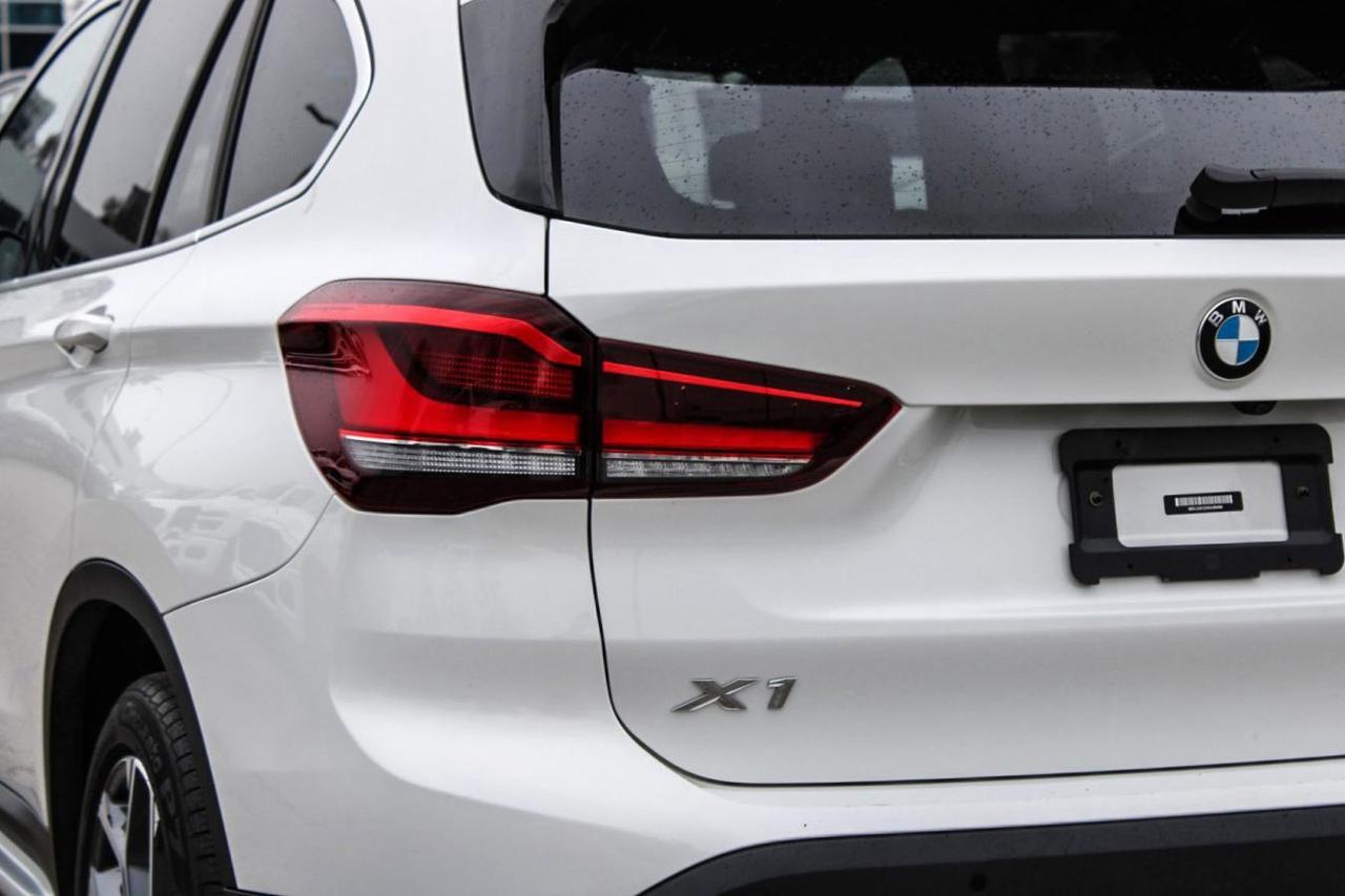 2022 BMW X1 Sport  Gps HtdSeats BkpCam Moonroof Photo