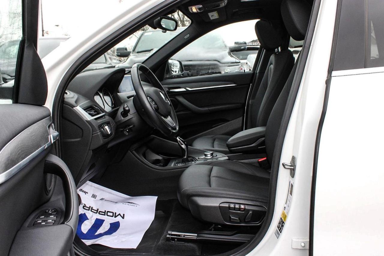 2022 BMW X1 Sport  Gps HtdSeats BkpCam Moonroof Photo