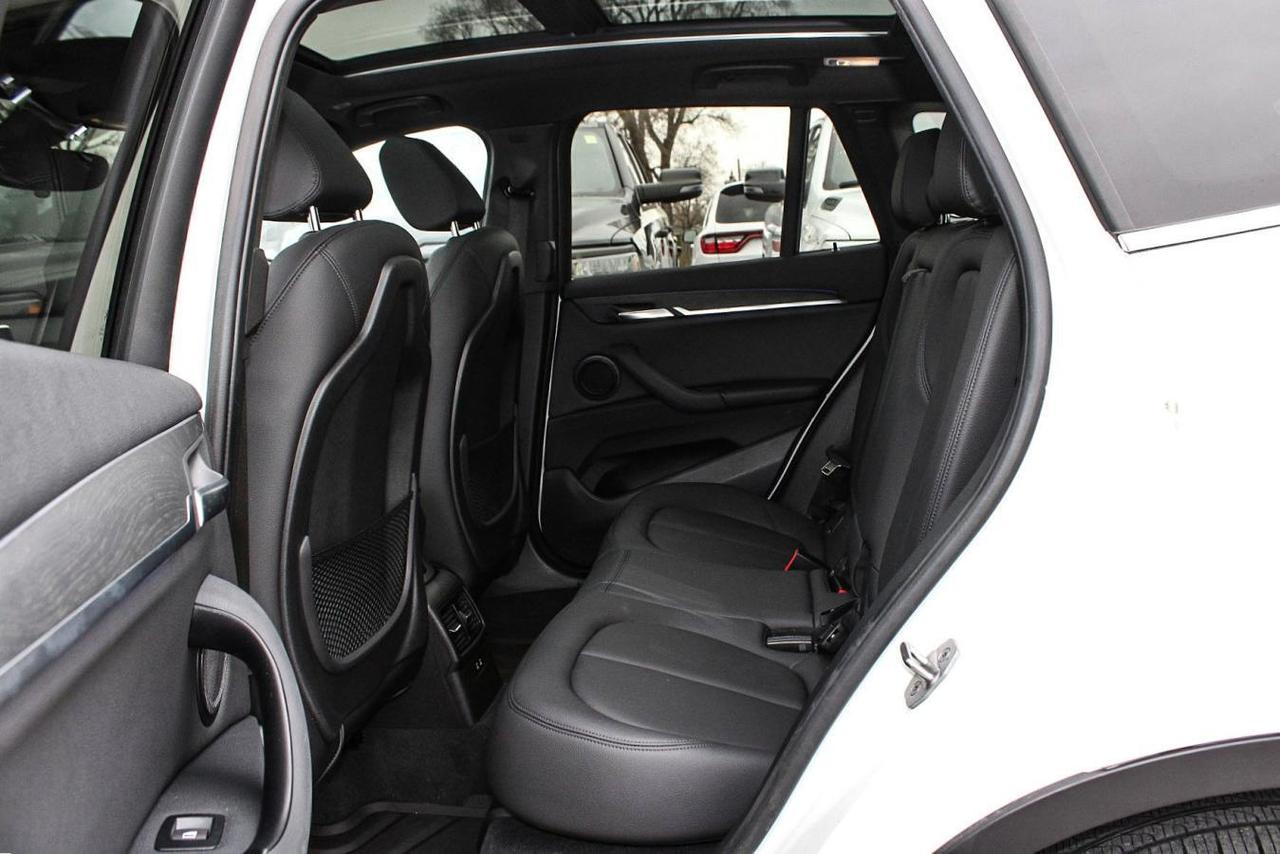 2022 BMW X1 Sport  Gps HtdSeats BkpCam Moonroof Photo