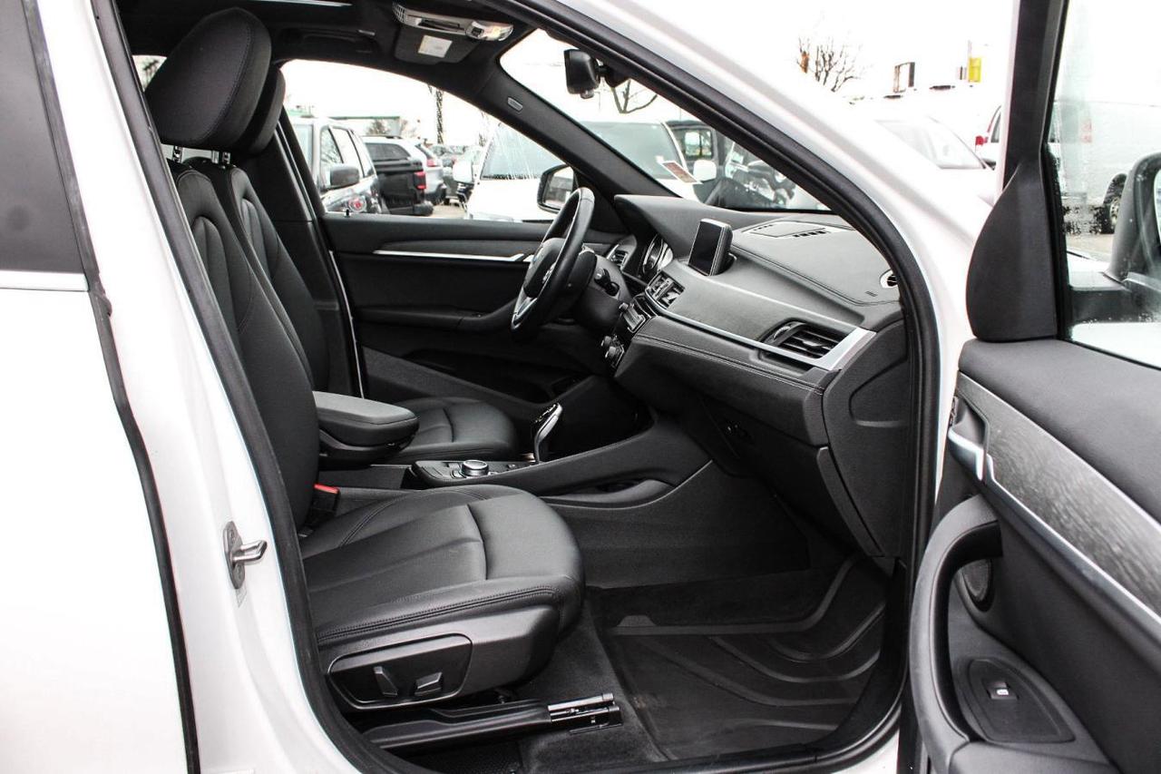 2022 BMW X1 Sport  Gps HtdSeats BkpCam Moonroof Photo