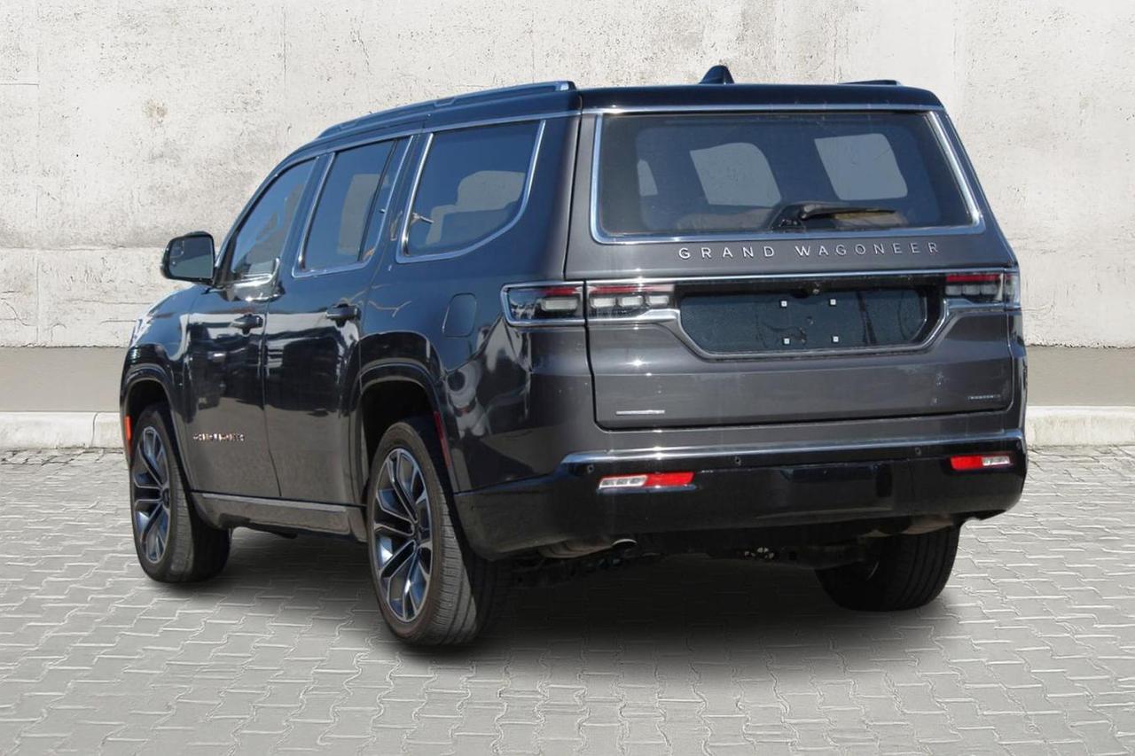 2022 Jeep Grand Wagoneer Series lll  Gps HtdSeats Moonroof SiriusXM SideSte Photo
