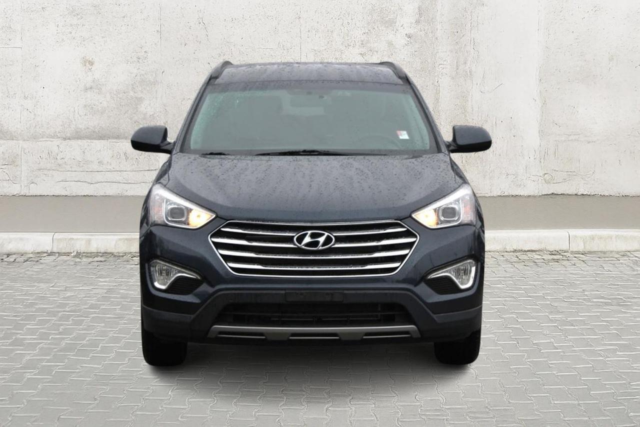 2015 Hyundai Santa Fe GLS Photo1