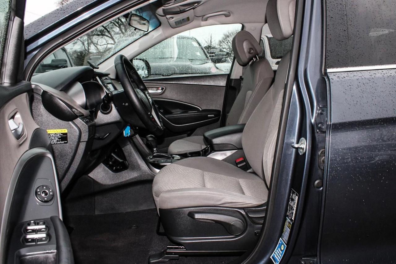 2015 Hyundai Santa Fe GLS Photo