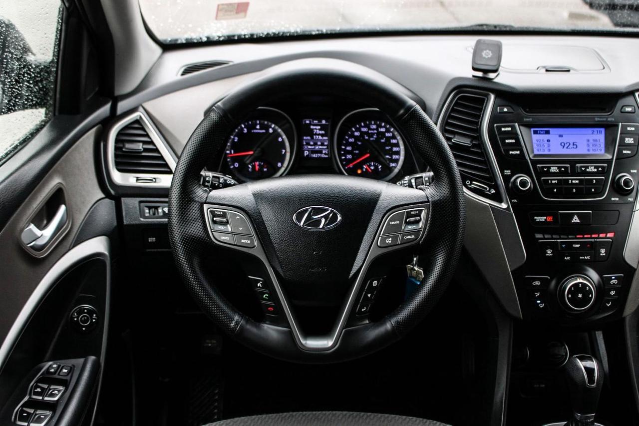 2015 Hyundai Santa Fe GLS Photo