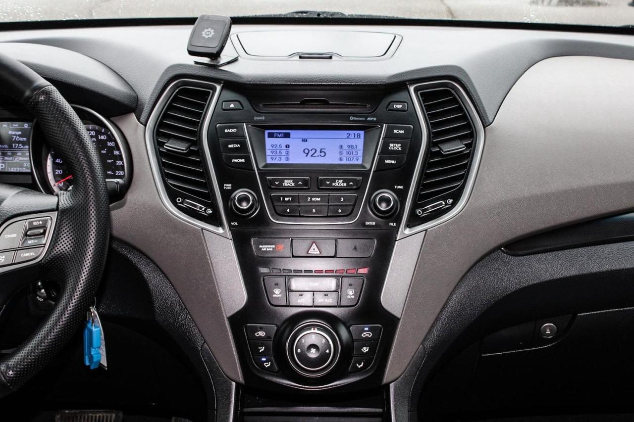 2015 Hyundai Santa Fe GLS Photo