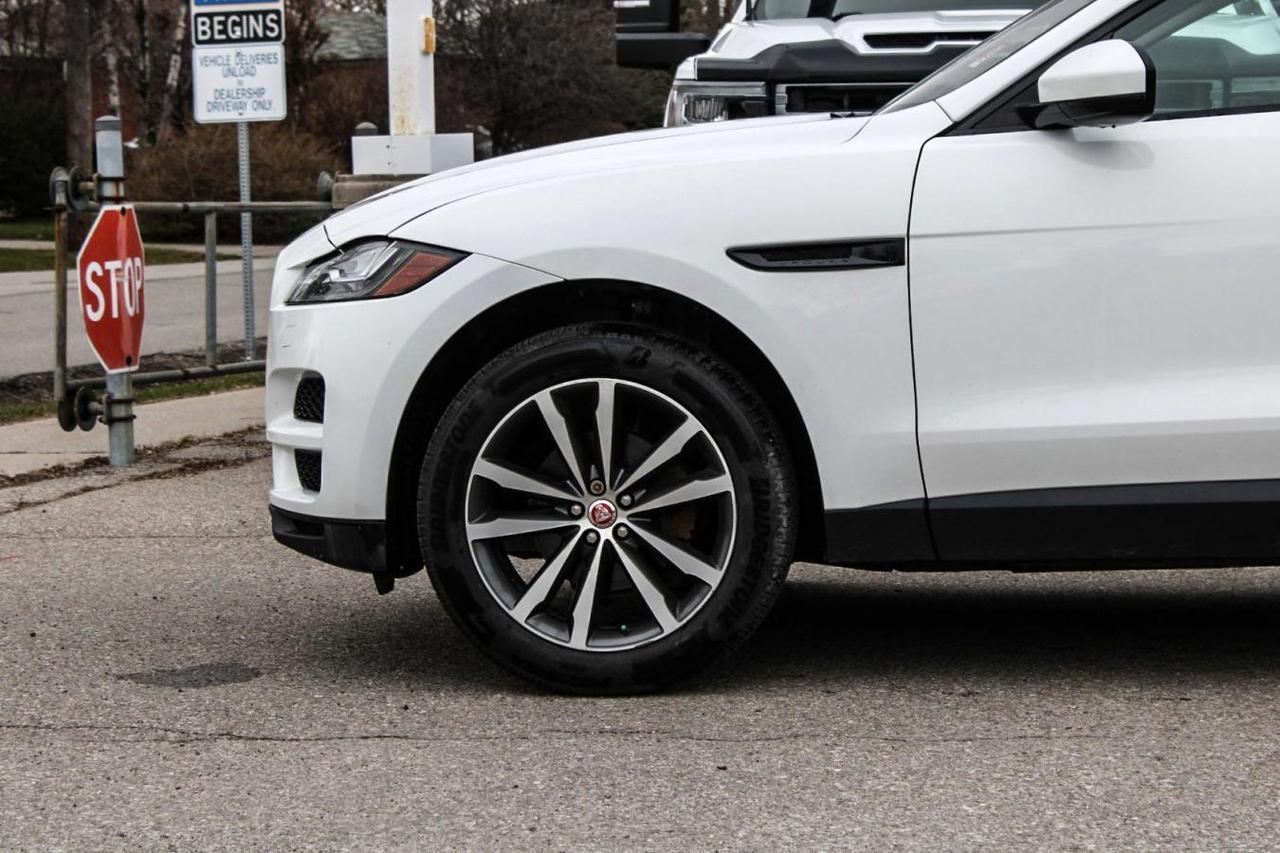 2018 Jaguar F-PACE Prestige Photo