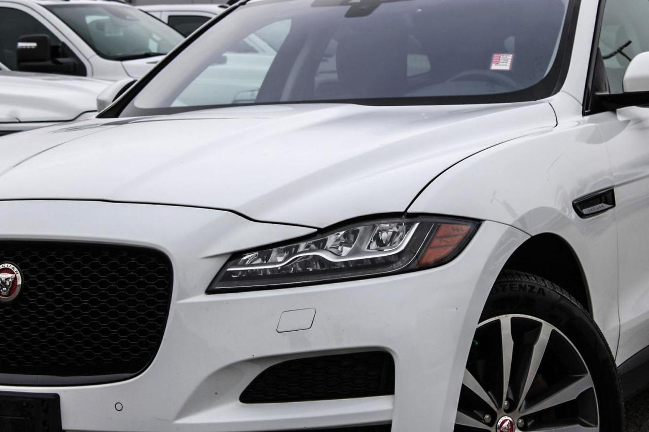 2018 Jaguar F-PACE Prestige Photo