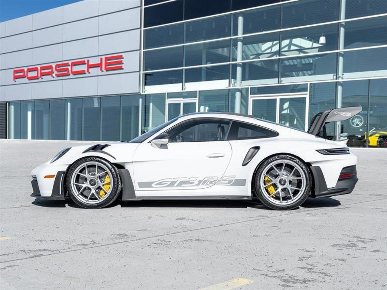 2025 Porsche 911 GT3 RS Photo