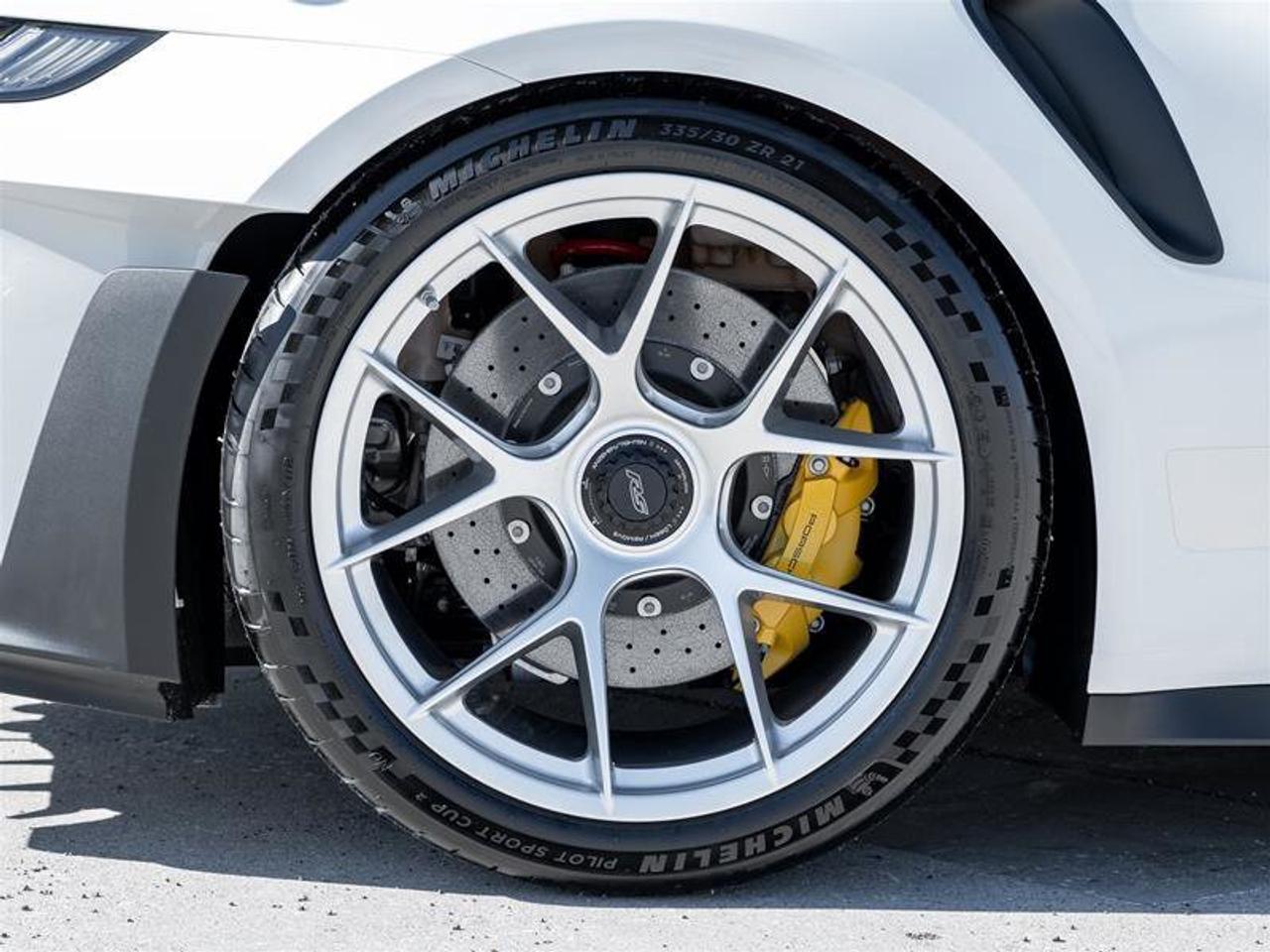 2025 Porsche 911 GT3 RS Photo