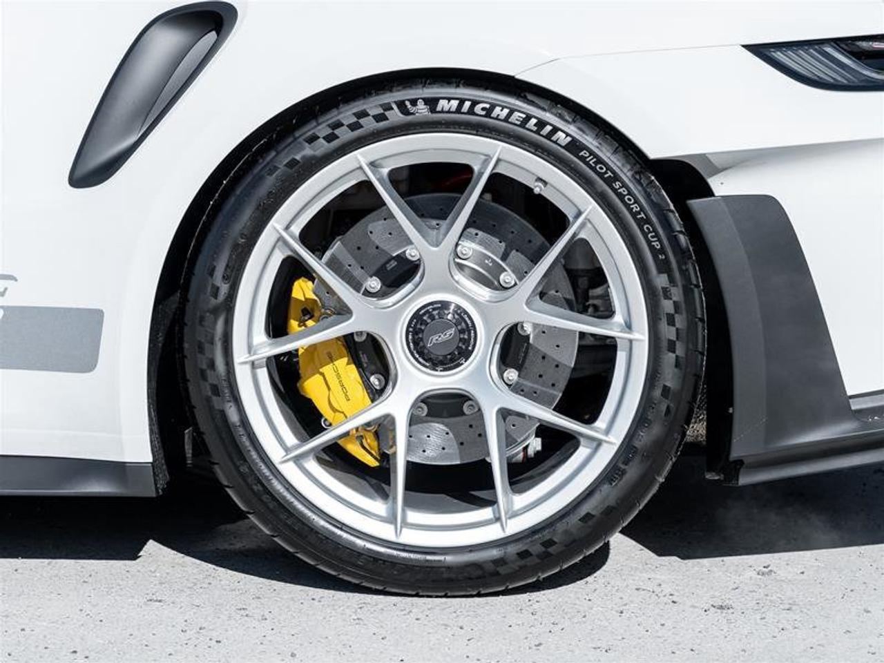 2025 Porsche 911 GT3 RS Photo