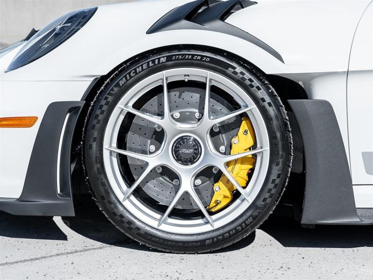 2025 Porsche 911 GT3 RS Photo