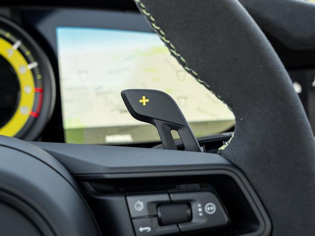 2025 Porsche 911 GT3 RS Photo